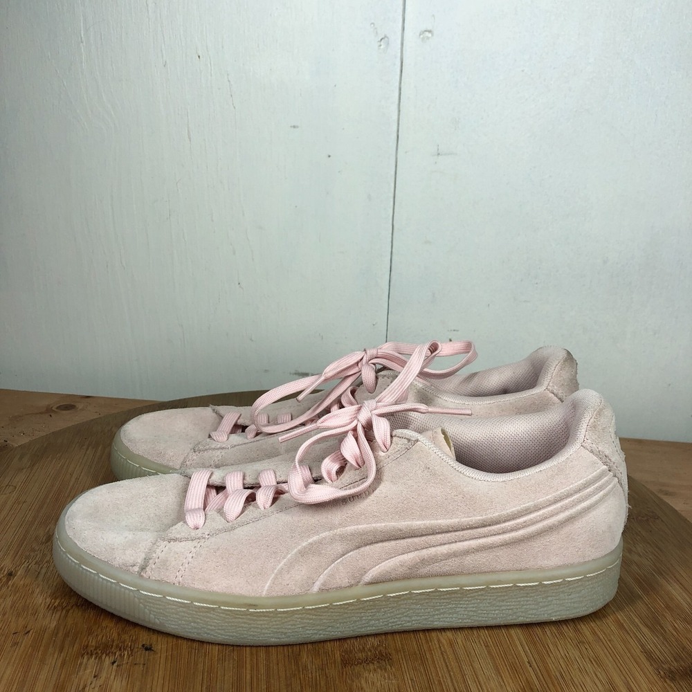 Puma Suede classic Womens size 8 shoes Pink Casual Lifestyle Fashion sneakers